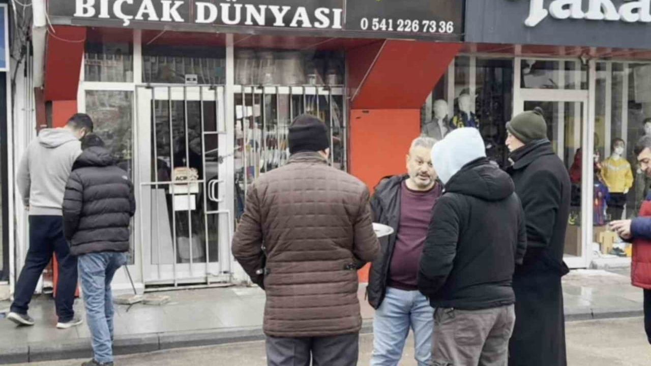 Aksaray'da Bıçakçıya Gece Baskını: Binlerce Liralık Bıçaklar Çalındı
