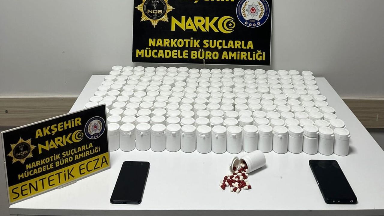 Akşehir'de 10 bin 550 Uyuşturucu Hap Ele Geçirildi: 2 Tutuklama