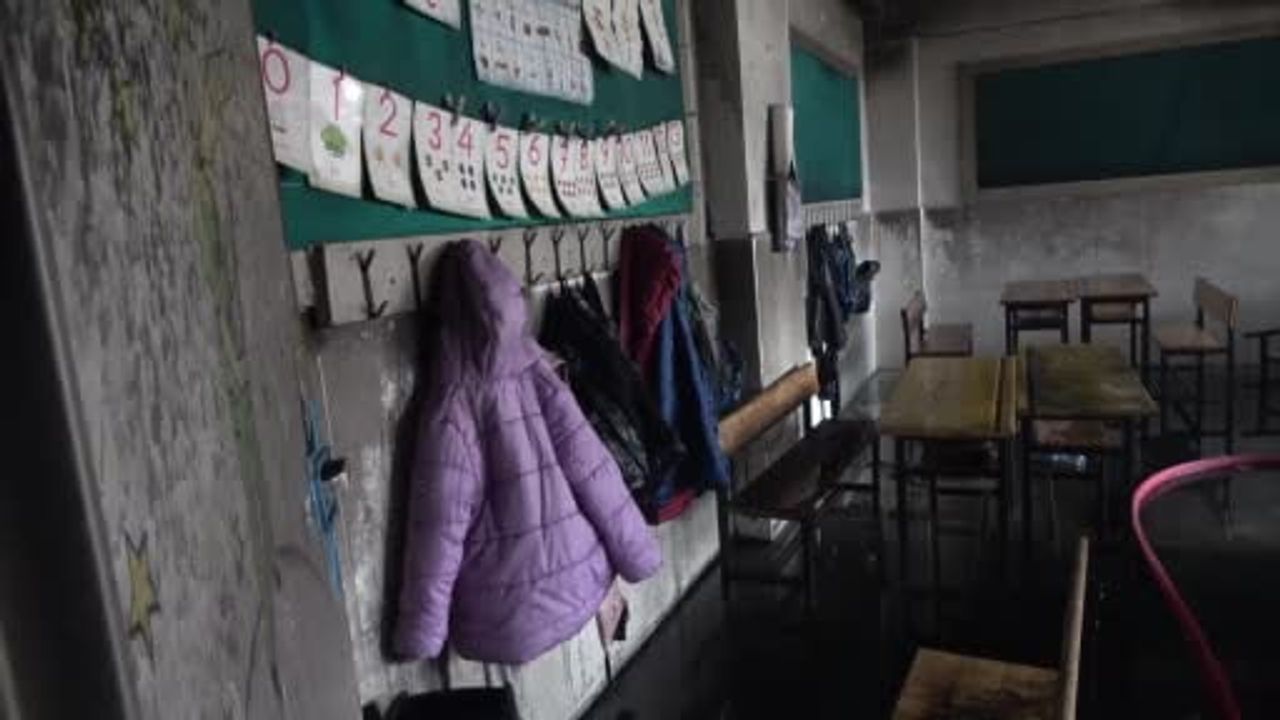 Alanya'da İlkokulda Klima Yangını: Bir Sınıf Kullanılamaz Hale Geldi