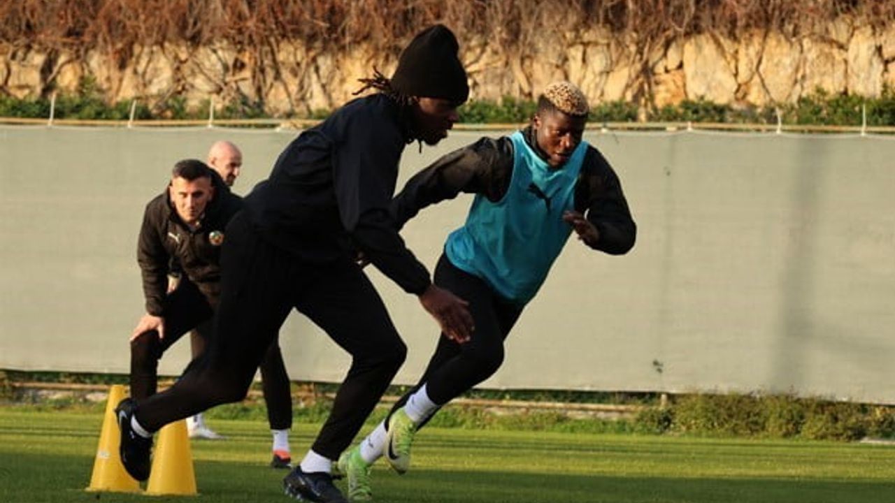 Alanyaspor, Fatih Karagümrük Maçı Hazırlıklarını Tamamladı