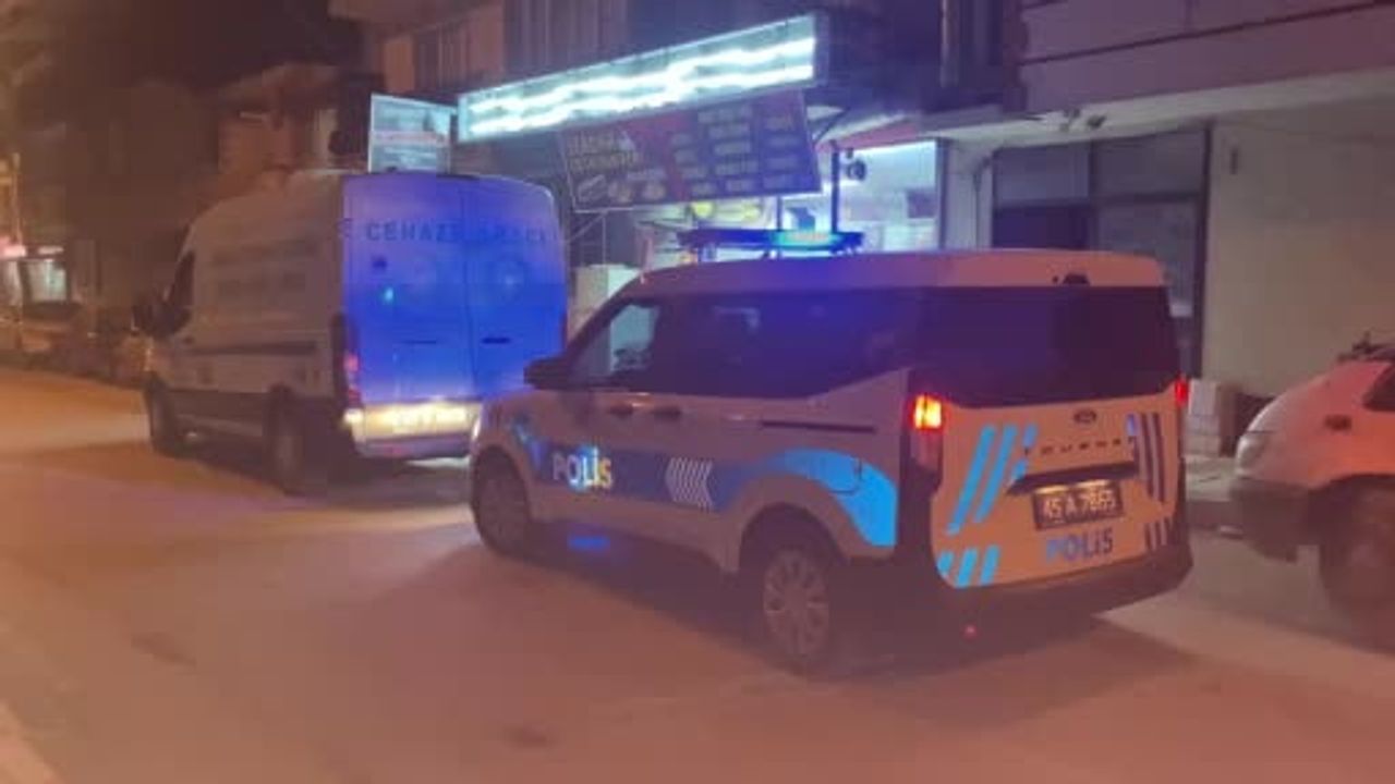 Alaşehir'de 54 Yaşındaki Durmuş Yüksek Evinde Ölü Bulundu