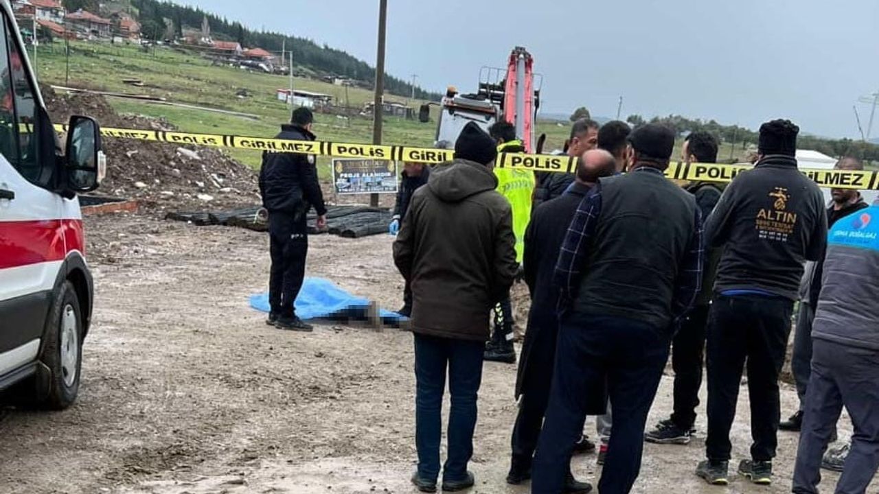 Aliağa'da inşaat şantiyesinde iş makinesi çarpması: Remzi Marge hayatını kaybetti