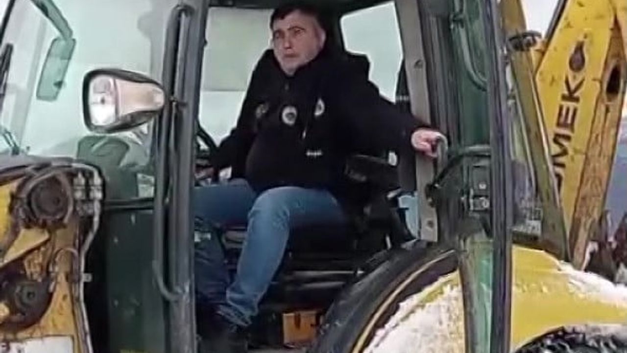 Amasya'da Kar Engeli Kepçeyle Aşıldı: 85 Yaşındaki Fatma Çetindağ'ın İlaçları Ulaştı