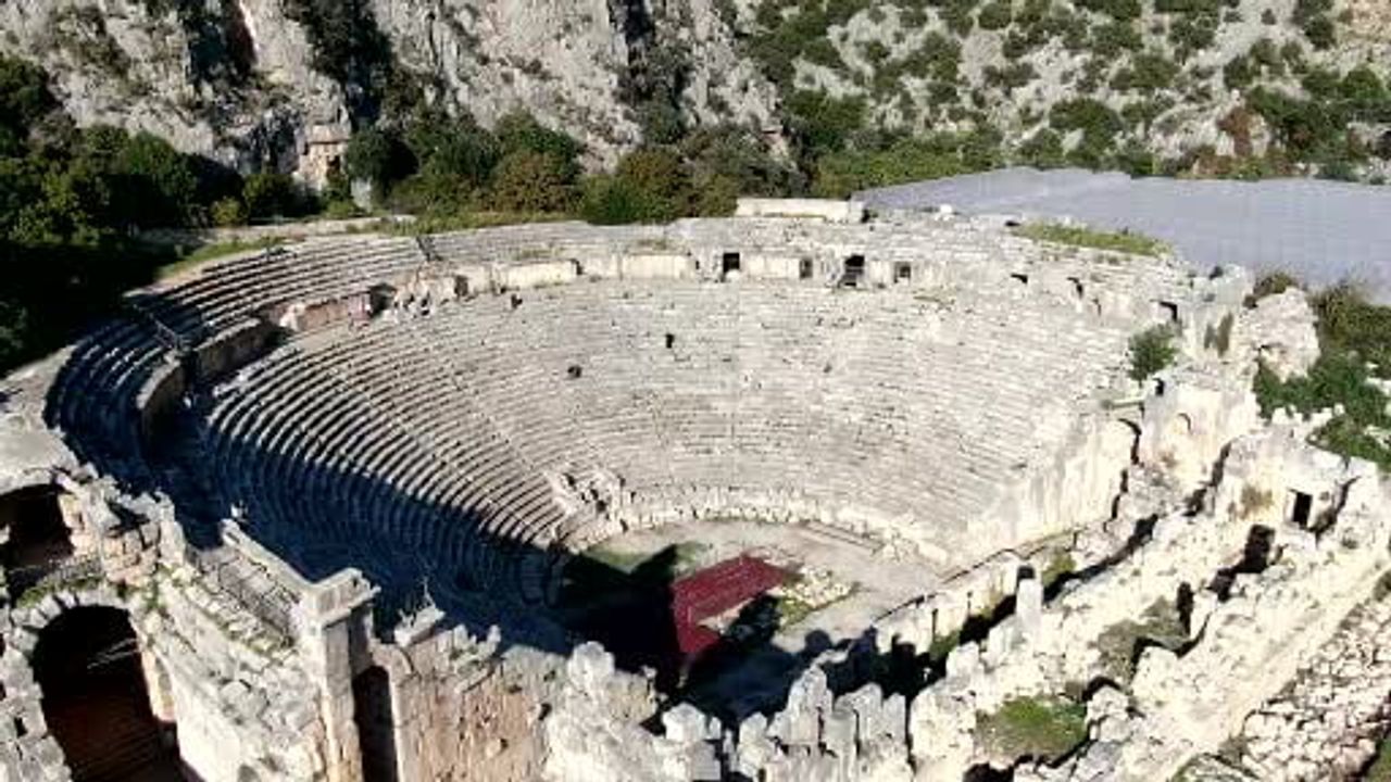 Anadolu'nun Pompei'si Myra'da 2026'da Antik Tiyatro Restorasyonu