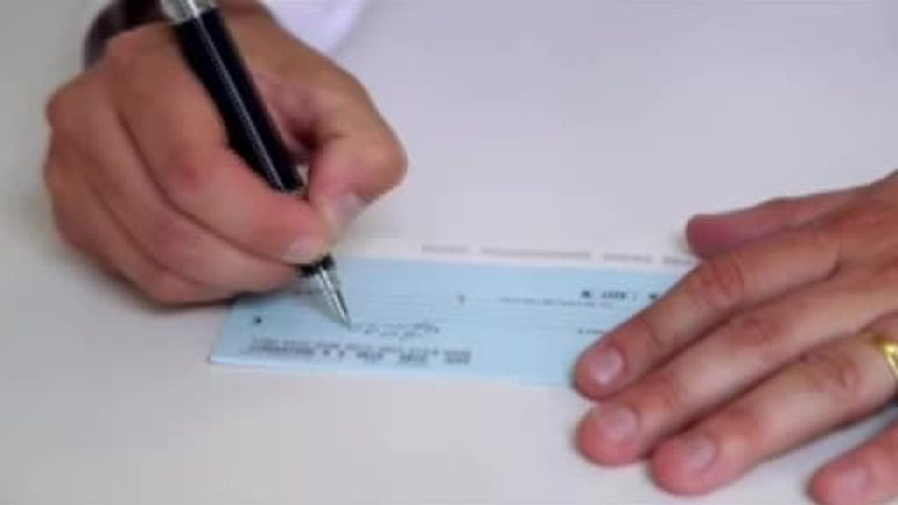 Ankara'da 20 Milyon Liralık Dolandırıcılık: 12 Kişi Tutuklandı