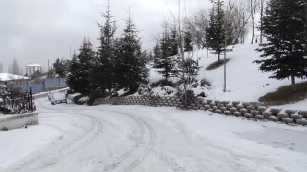 Ankara'da Karla Uyanış: Dikmen ve Eymir'de Gizli Buzlanma