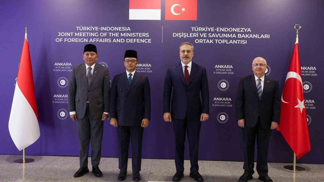 Ankara'da Türkiye-Endonezya Dışişleri ve Savunma Bakanları Ortak Toplantısı Başladı