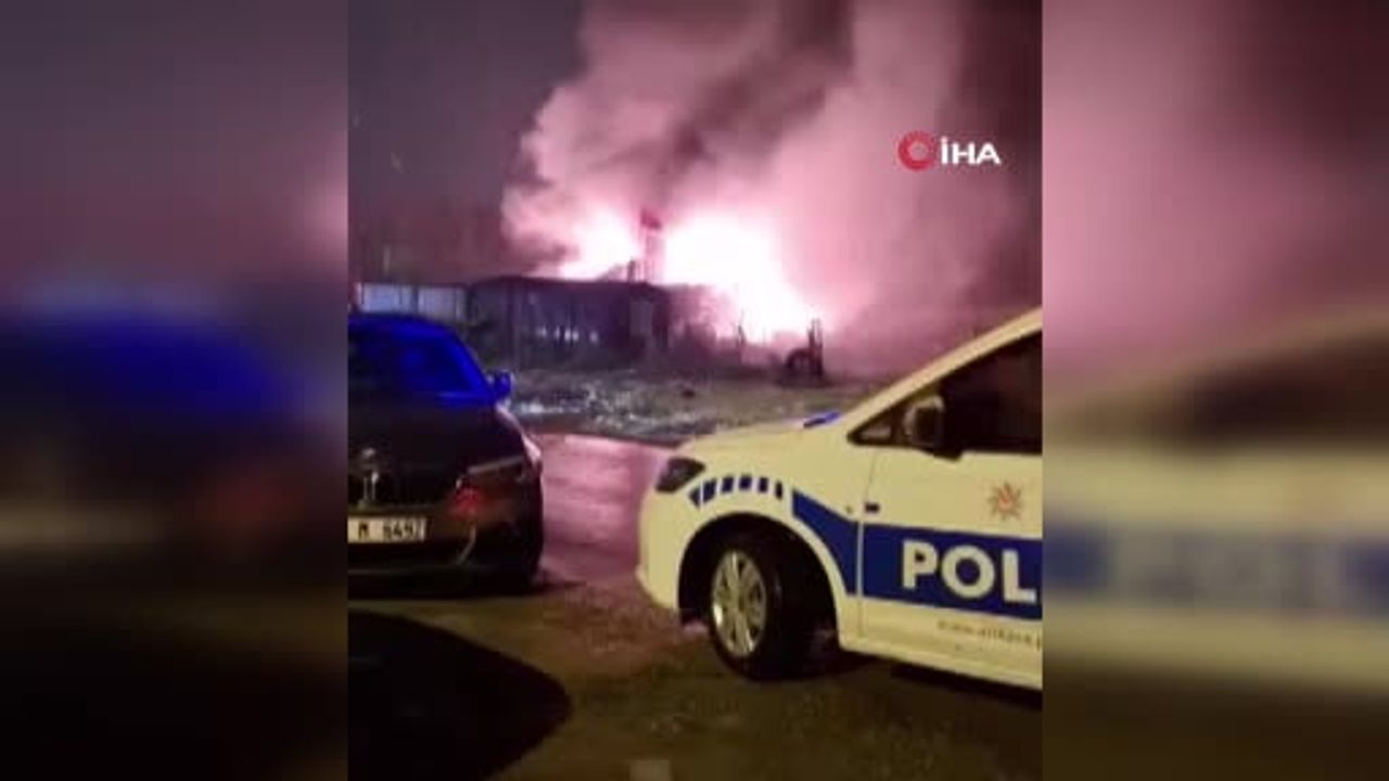 Ankara Gölbaşı'nda işyeri yangını: İtfaiye alarma geçti