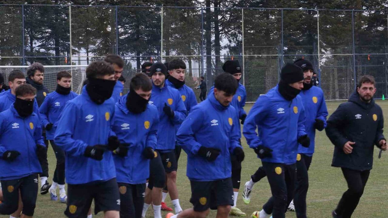 Ankaragücü, Adana 1954 maçı hazırlıklarını sürdürüyor