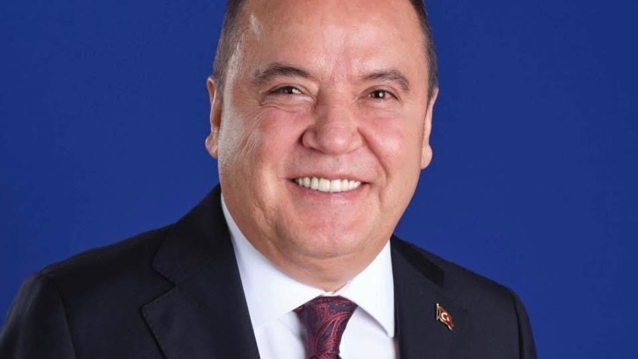 Antalya Büyükşehir'de Yolsuzluk İddiası: 41 Şüpheli, 702 Sayfa İddianame