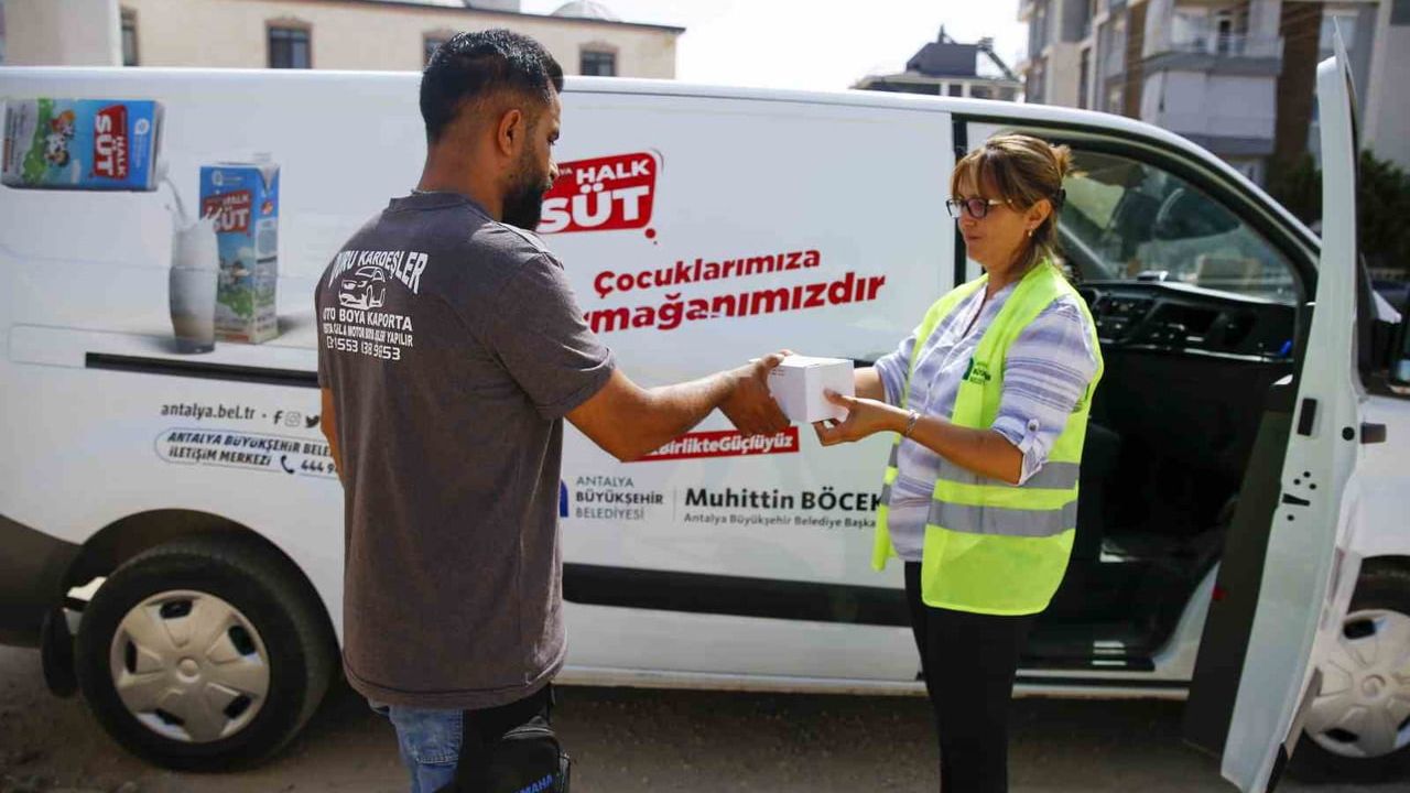 Antalya Büyükşehir’den 2025’te 773 bin 400 litre Halk Süt Desteği