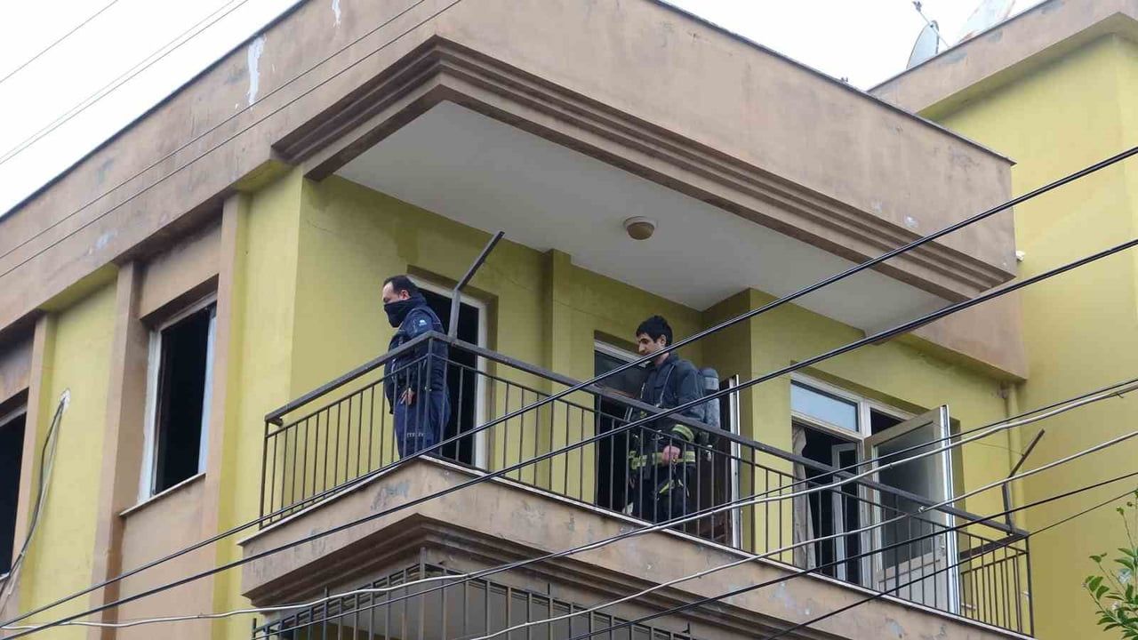 Antalya Kepez'de Daire Yangını: Sobadan Kaynaklandığı Değerlendirildi