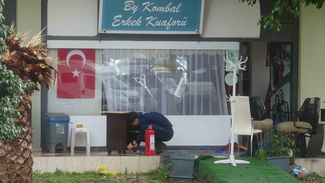 Antalya Konyaaltı'nda Taşkın Felaketi: 29 Blok, 600 Daire Suya Kapıldı