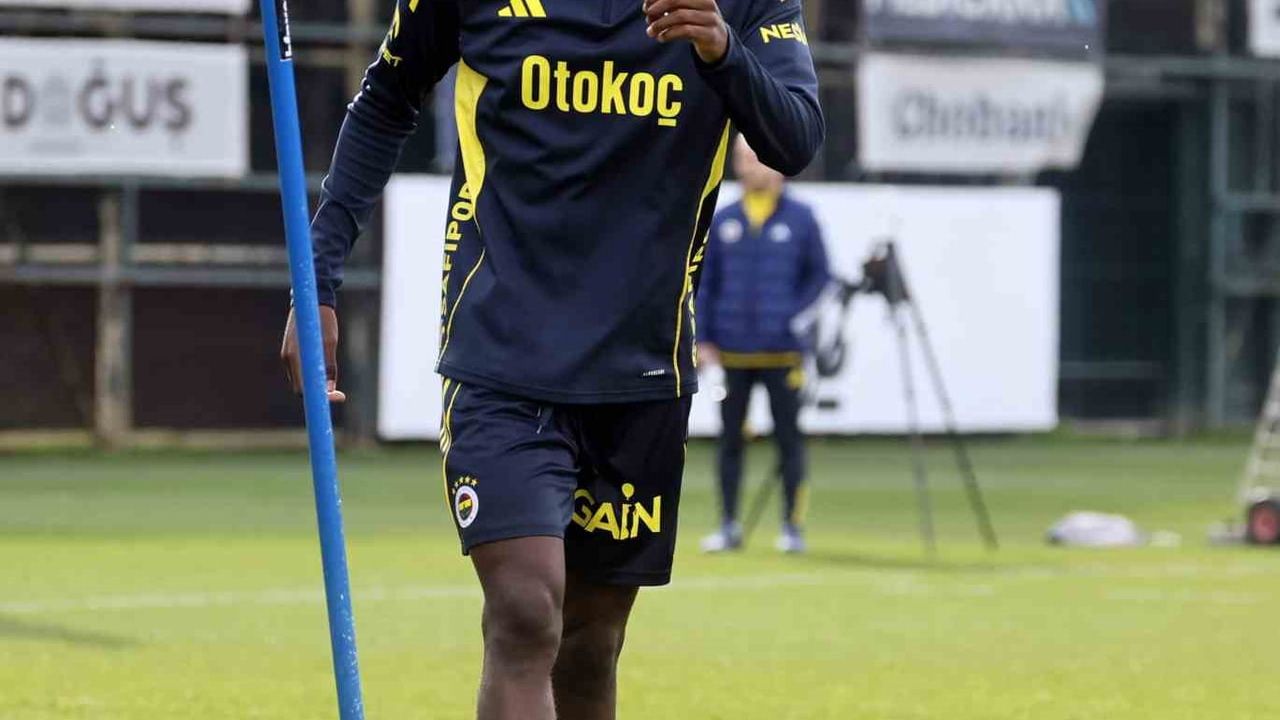 Anthony Musaba, Fenerbahçe'de İlk Antrenmanına Çıktı