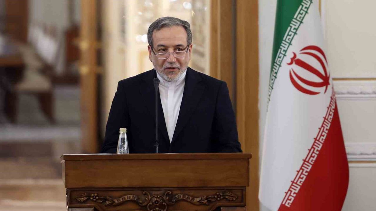 Arakçi: İran'daki Protestolar Tamamen Kontrol Altında