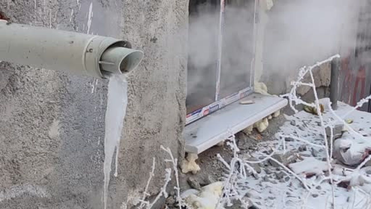 Ardahan'da Sibirya Soğukları: Göle'de -30,9°C, Ara…