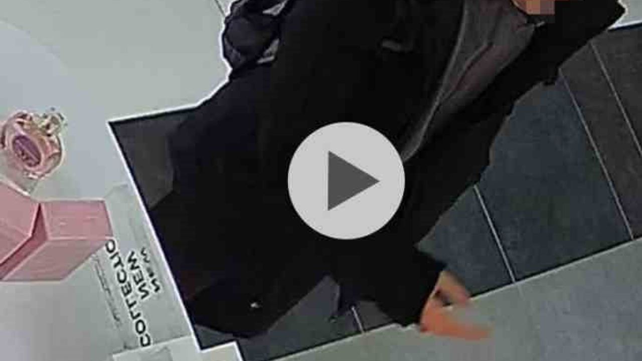 Arnavutköy AVM'de Parfüm Hırsızlığı Kamerada