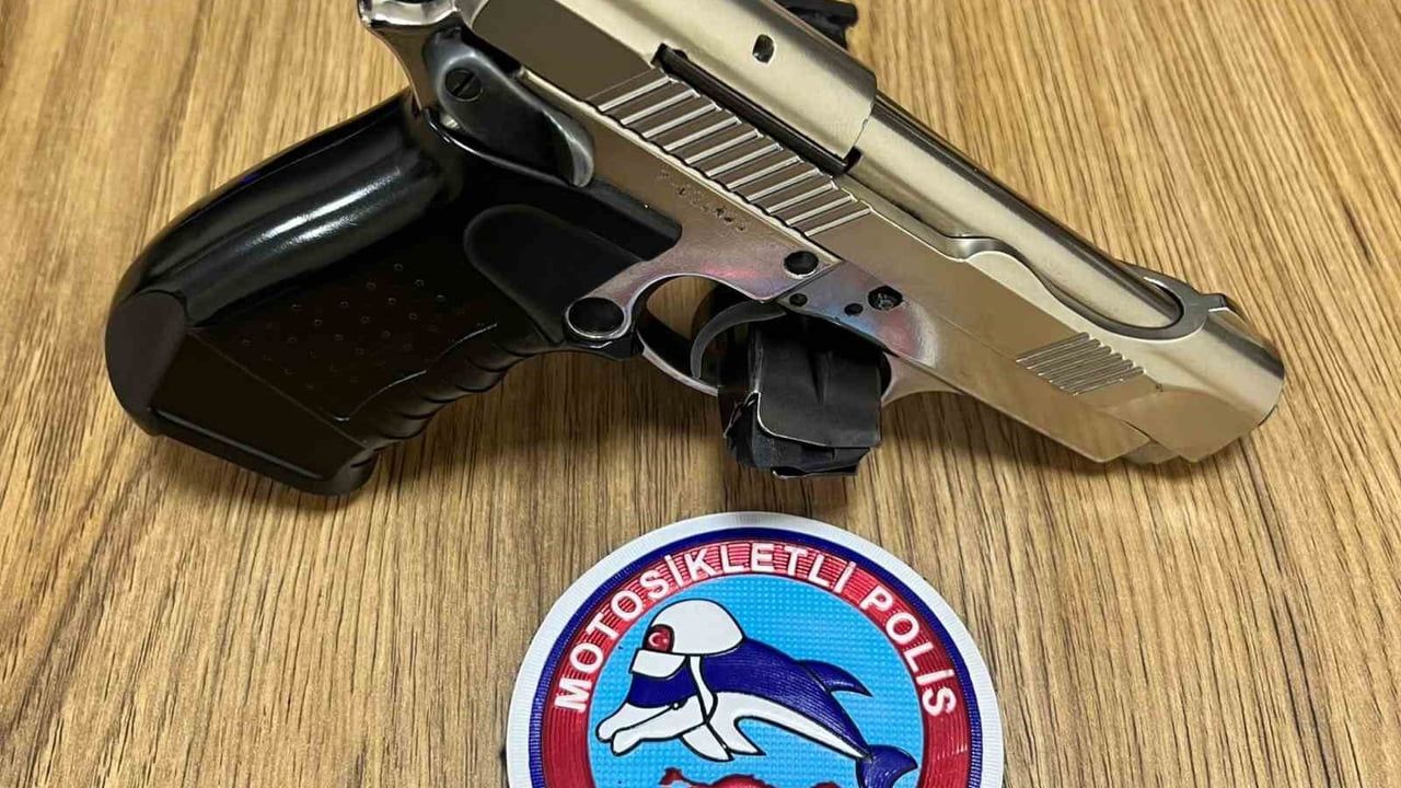 Arnavutköy'de Düğün Konvoyunda Silah Sesleri: Yunus Timleri Şüpheliyi Yakaladı