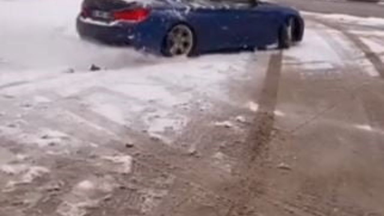 Artvin'de Kırmızı Işık ve Drift Yapan Sürücülere 60 Bin TL'yi Aşan Ceza