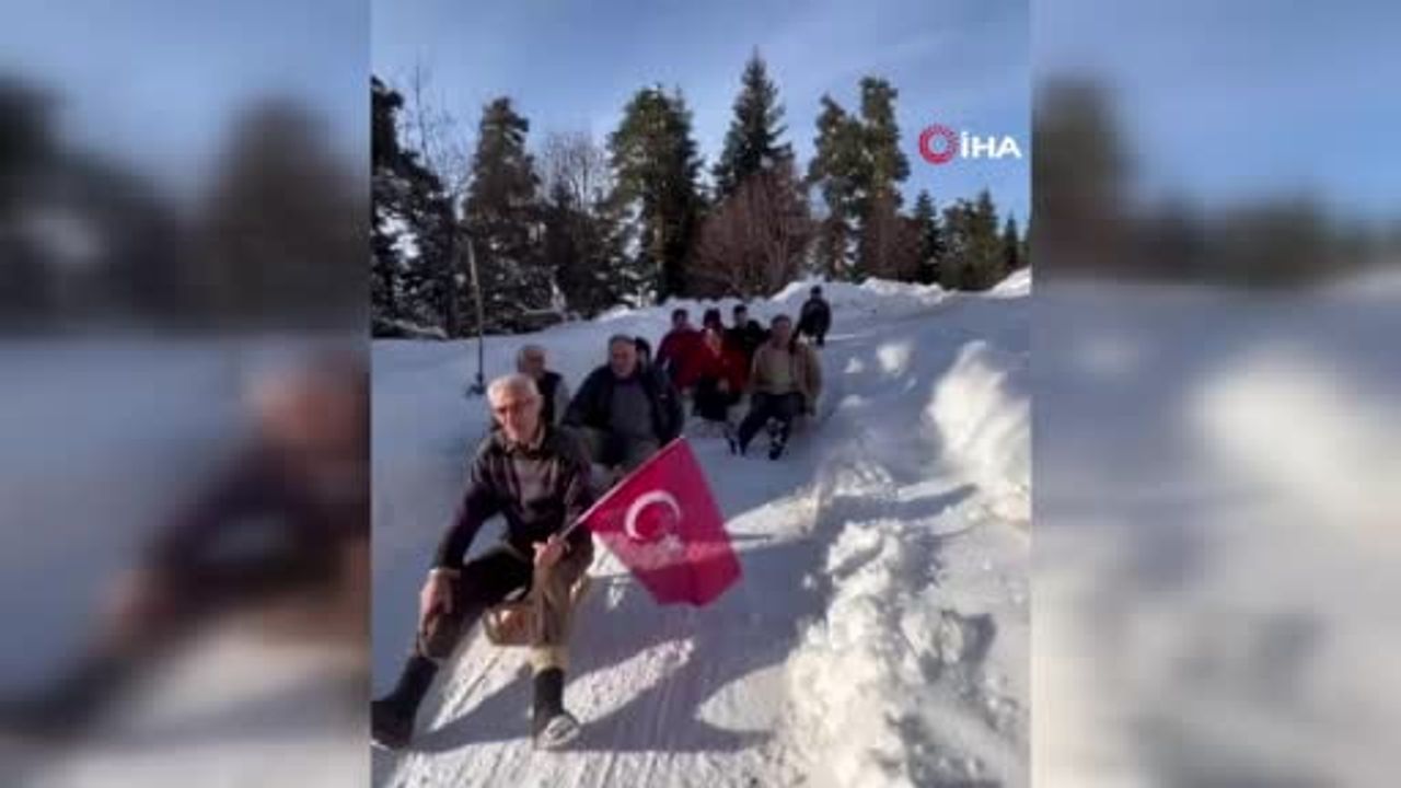 Artvin Şavşat Kocabey'de 7’den 70’e Tahta Kızak Keyfi