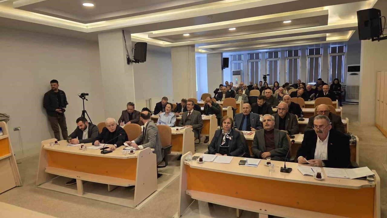 Atakum Meclisi'nde 12 Madde Oy Birliğiyle Komisyonlara Havale Edildi