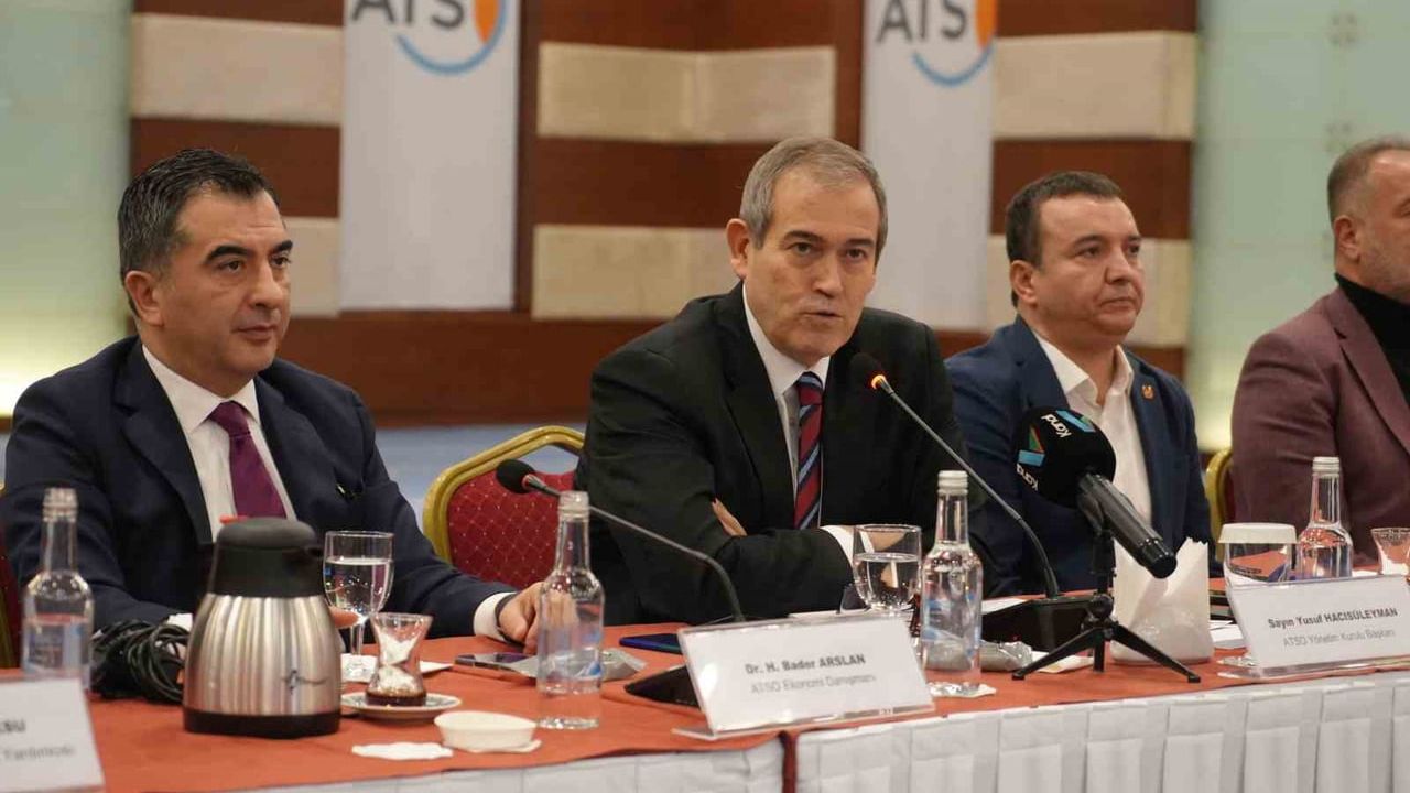 ATSO Başkanı Hacısüleyman: Antalya'da Güvenli Konaklama için Kapılar Değişmeli