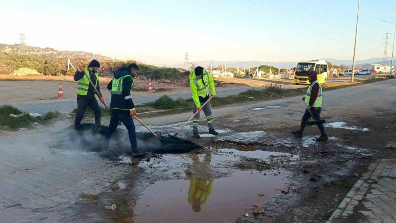 Aydın Büyükşehir'den ADÜ Sağlık Kampüsü'ne Sıcak Asfaltla Ulaşım Desteği