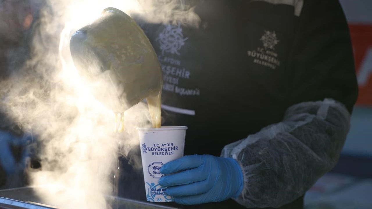 Aydın Büyükşehir'den Sıcak İkram: Çorba ve Tavuklu Pilav