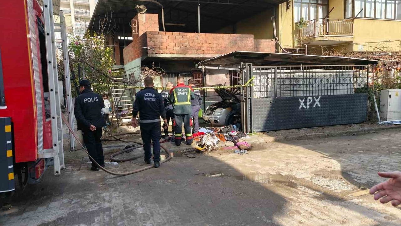 Aydın’da Ev ve Otomobilini Yaktı, Kendine Ateş Açtı