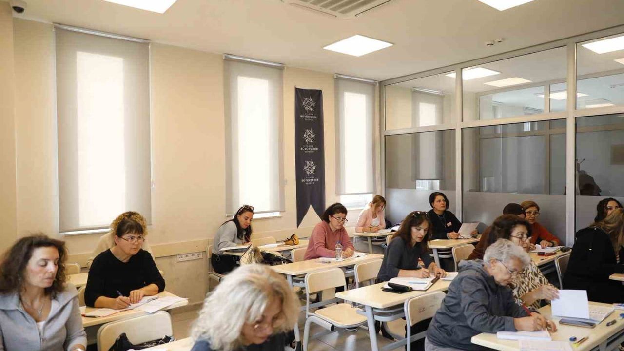 Aydın'da Ücretsiz İngilizce Kursları: A1'den C2'ye Güz Dönemi