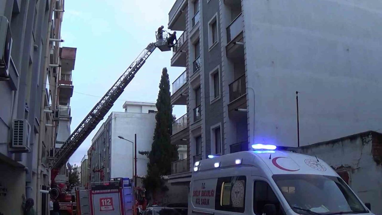 Aydın'da Yakınlarının Haber Alamadığı Kadın Yatağında Baygın Bulundu