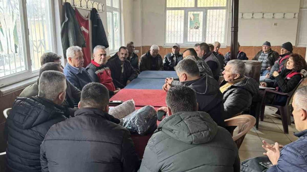 Aydın Efeler'de Enginar Tarlaları İncelendi: Üreticilere TARSİM Bilgilendirmesi