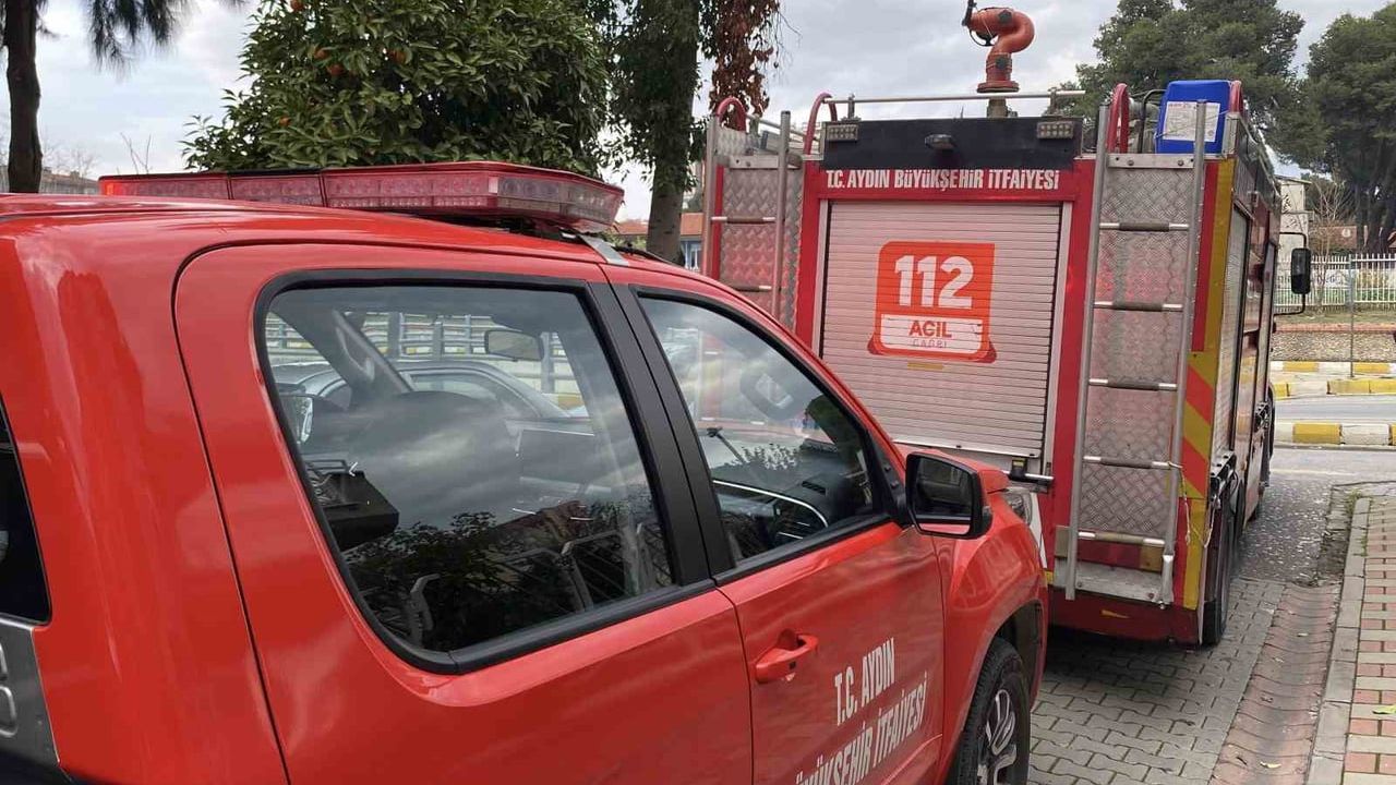 Aydın Efeler'de Taziye İçin Yemek Yapan 75 Yaşındaki Kadının Evi Yandı