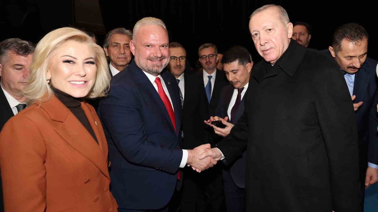Aydın Pehlivan Ankara Çıkarması: Erdoğan, Ersoy ve İnan'la Buluştu