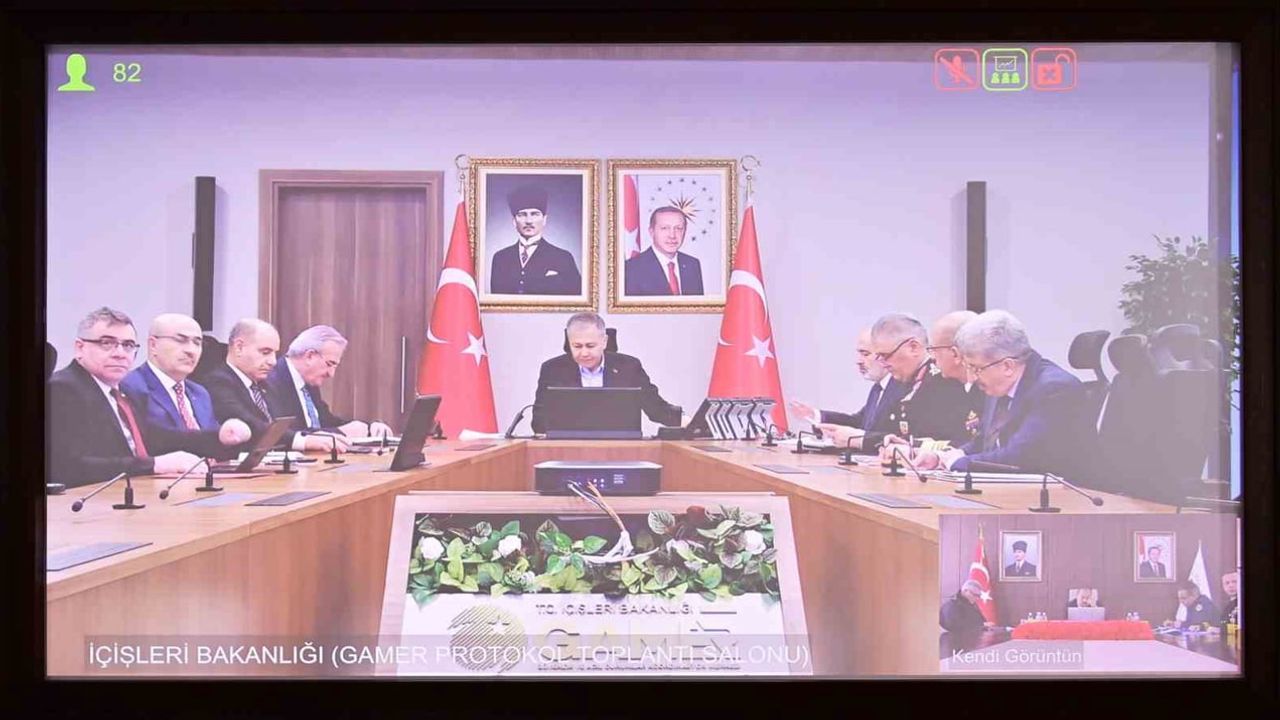 Aydın Valisi Canbolat, Bakan Yerlikaya ile VKS Toplantısında Görüştü