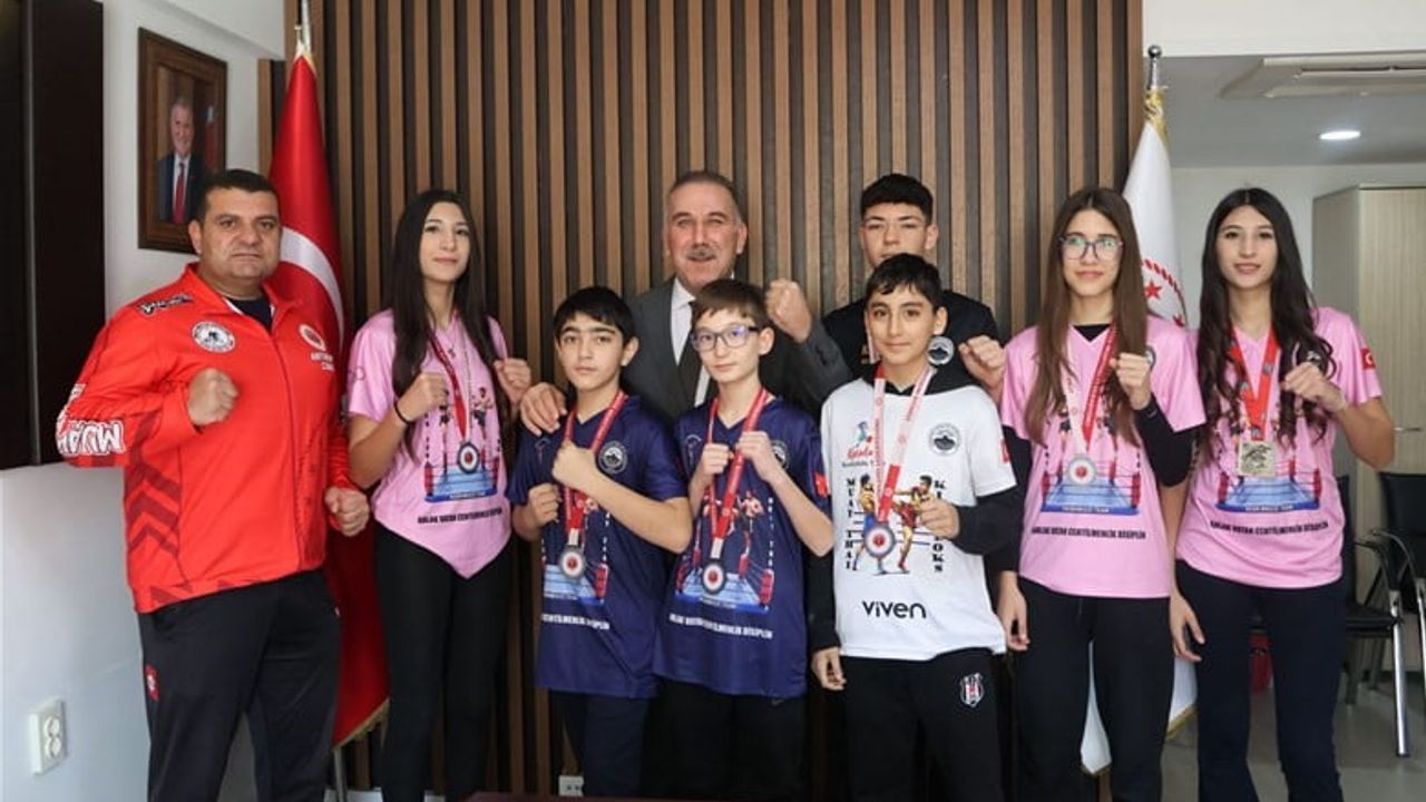 Aydınlı Muay Thai Sporcuları Türkiye Şampiyonalarında Derece Aldı