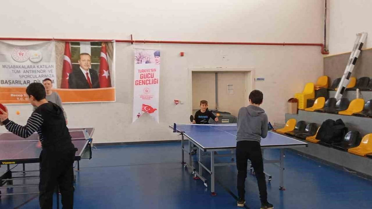 Aydıntepe'de Ortaokul Öğrencilerine 3 Günlük 'Gençliğe Değer Ara Dönem Kampı'