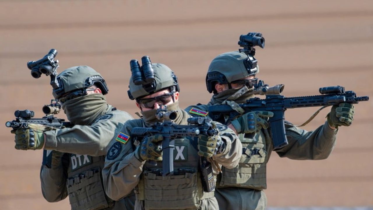 Azerbaycan'da büyükelçilik saldırısı planlayan 3 kişi tutuklandı