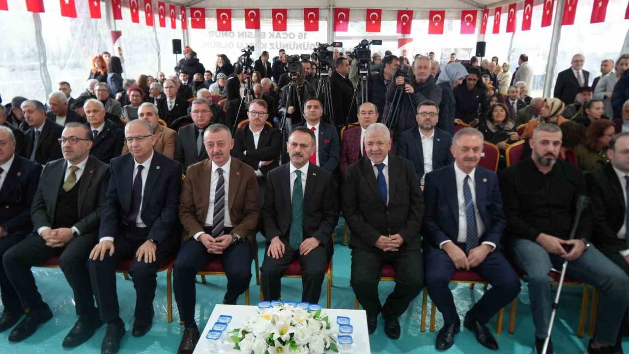 Bacağını Kaybeden Gazzeli Gazeteci Sami Şehada: 'Gazze’nin Sesi Olun'