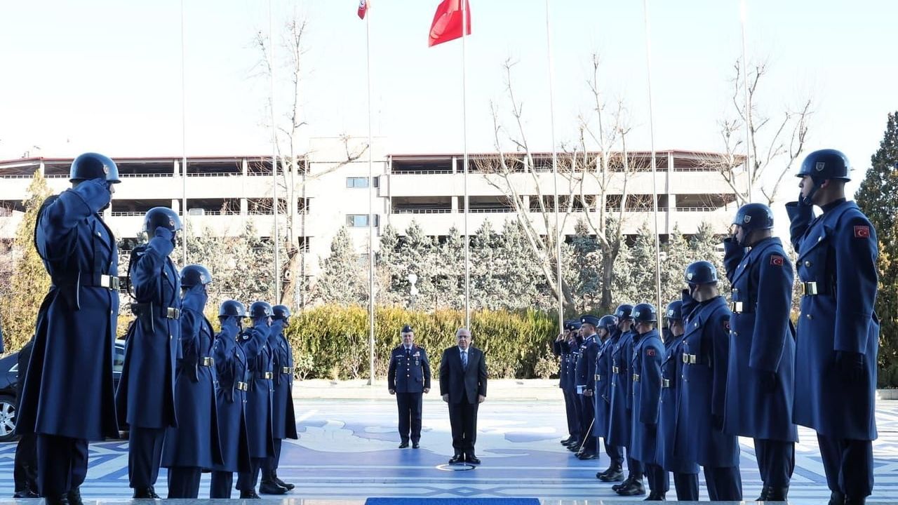 Bakan Güler Başkanlığında Hava Kuvvetleri Komutanlığı Yıllık Değerlendirme Toplantısı