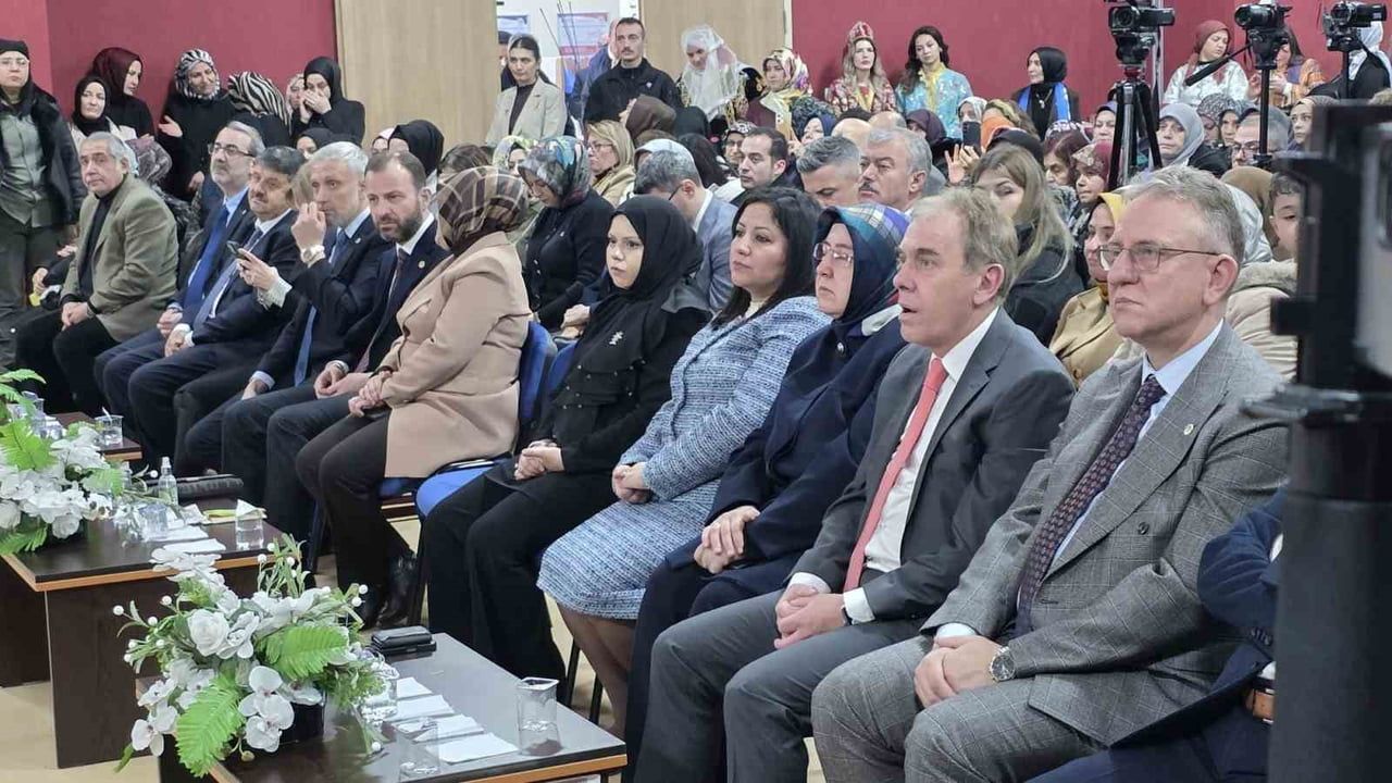 Bakan Tekin’den CHP ve İBB’ye Kreş Tepkisi: "Erkekseniz gelin kapatın" Sözleri Hukuk Devletiyle Bağdaşmaz