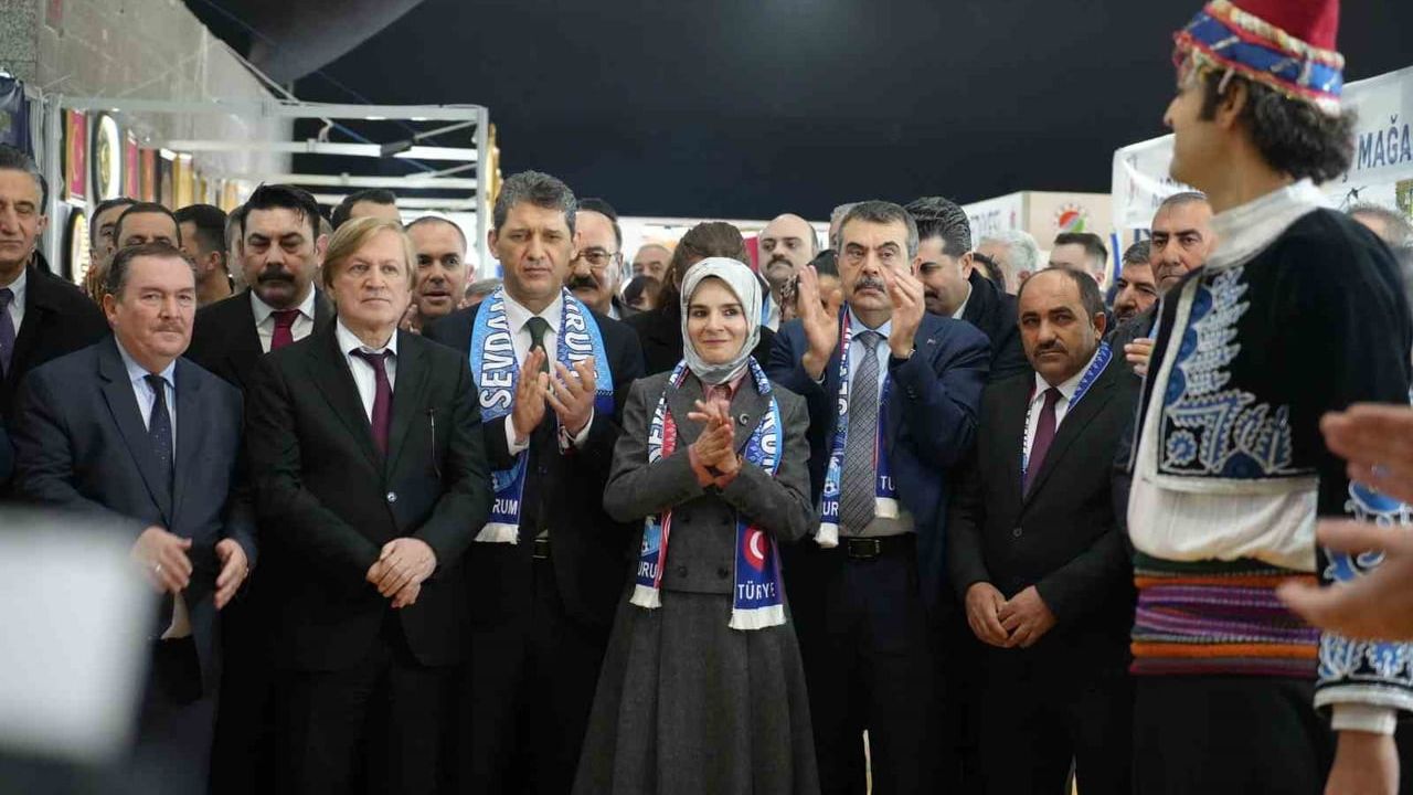 Bakan Tekin: 'Erzurum, Cumhuriyetimizin Mihenk Taşlarından' — Erzurum Tanıtım Günleri Antalya'da