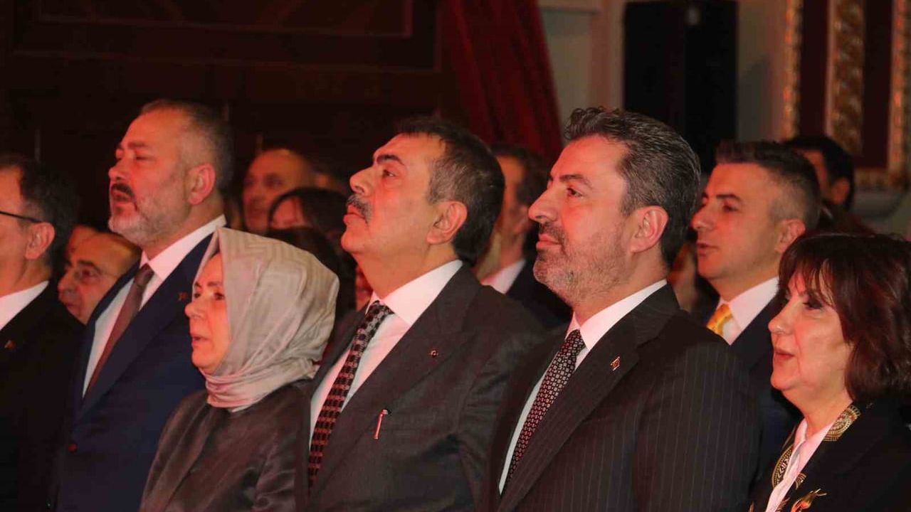 Bakan Tekin: Okul Dışı Öğrenme Ortamları Türkiye Yüzyılı Maarif Modeli'nin Kilit Halkası