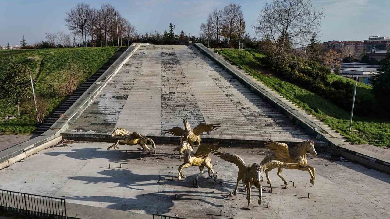 Bakırköy Botanik Parkı bakımsızlığa terk edildi: 96 bin m², iki yıldır kapalı