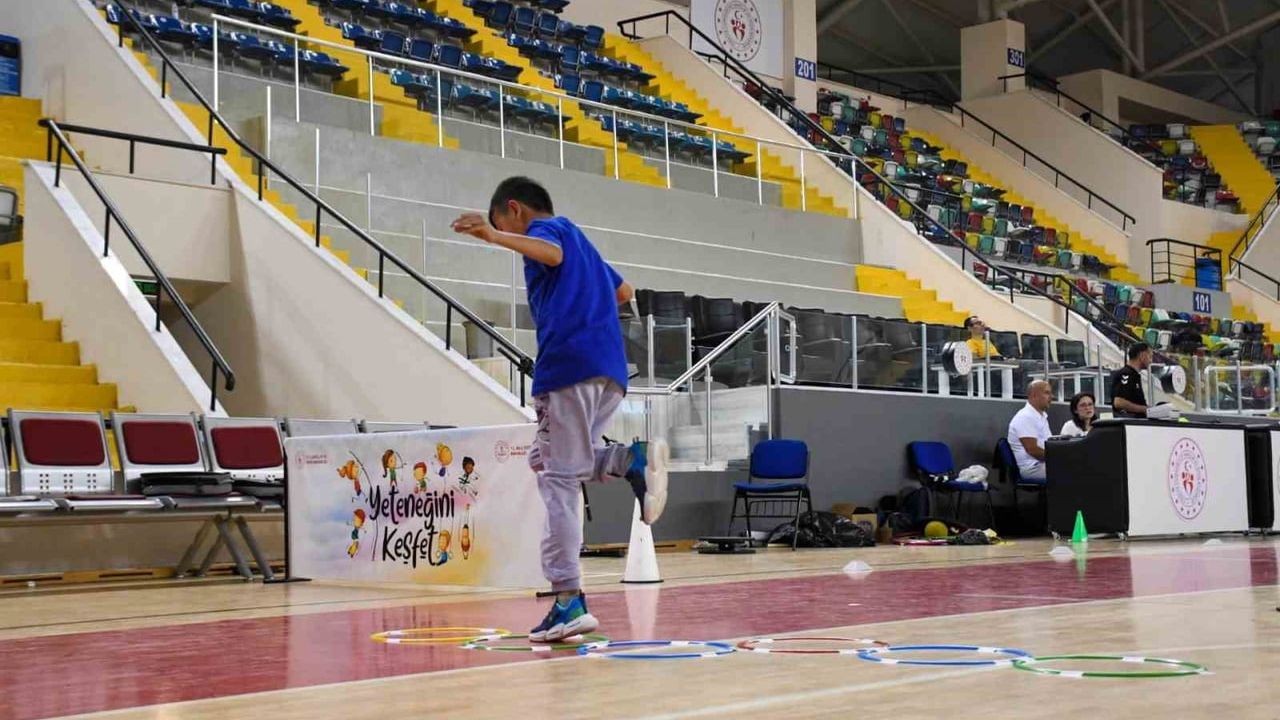 Balıkesir'de Sportif Yetenek Taraması: 11 bin 975 Öğrenciden 2 bin 40 İleri Aşama
