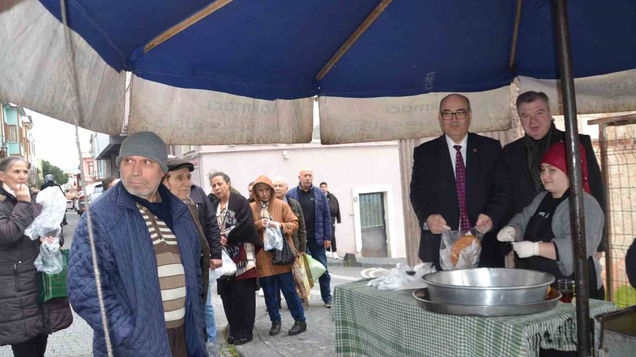 Balıkesir Türk Ocakları'ndan Şehitler İçin Mevlit ve Lokma Hayrı