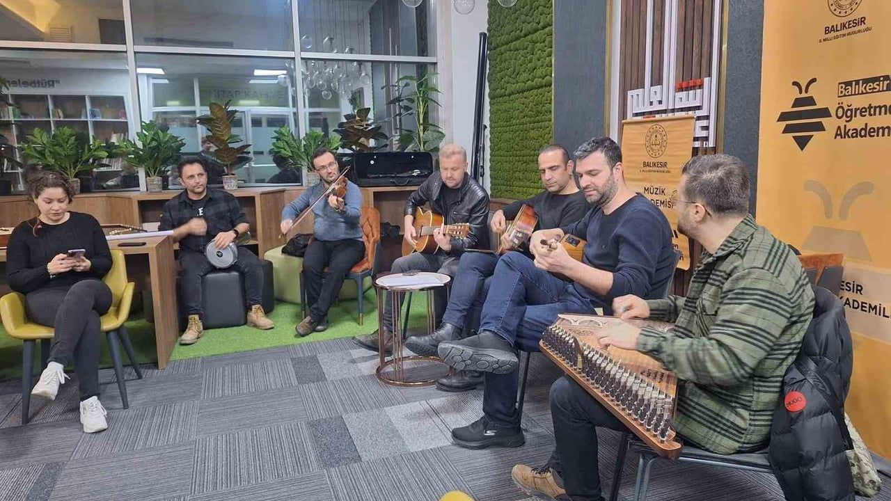 Balıkesirli Öğretmenler Müzikle Buluştu — Müzik Akademisi Etkinliği