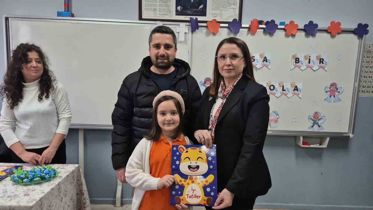 Bartın'da 30 Bin Öğrenci Karnelerini Aldı: Vali Arslan'dan Kar Uyarısı