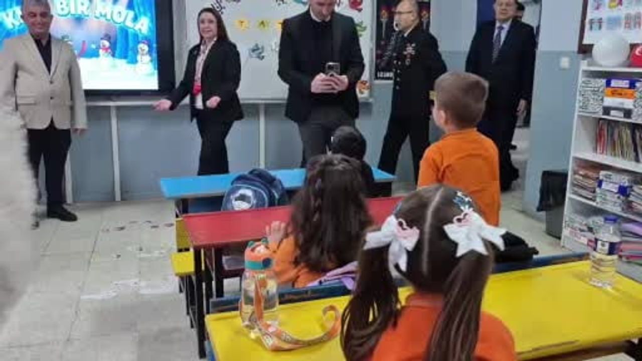 Bartın'da Karne Heyecanı: 30 Bin Öğrenci Ara Tatile Başladı