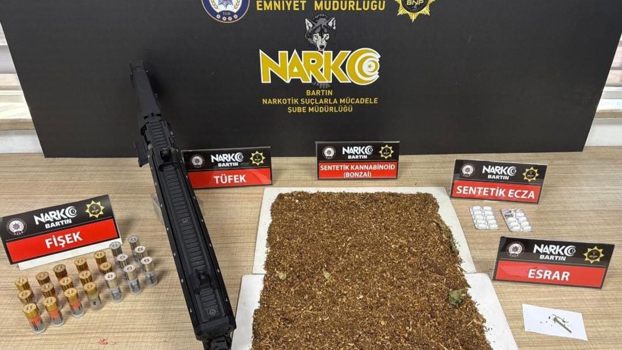 Bartın'da Uyuşturucu Operasyonu: 6 Gözaltı, Bonzai ve Silah Ele Geçirildi